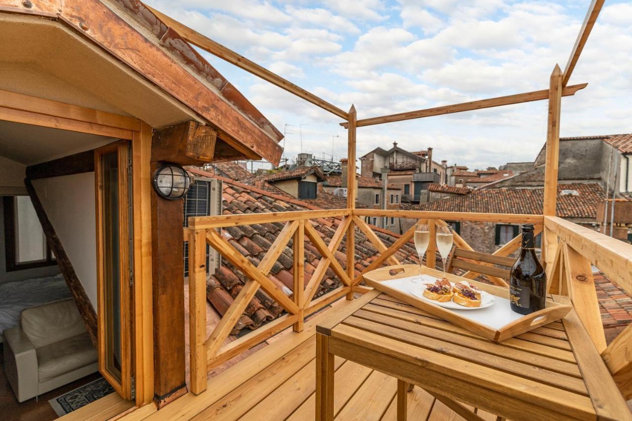 Nikki House Lägenhet Venedig Exteriör bild