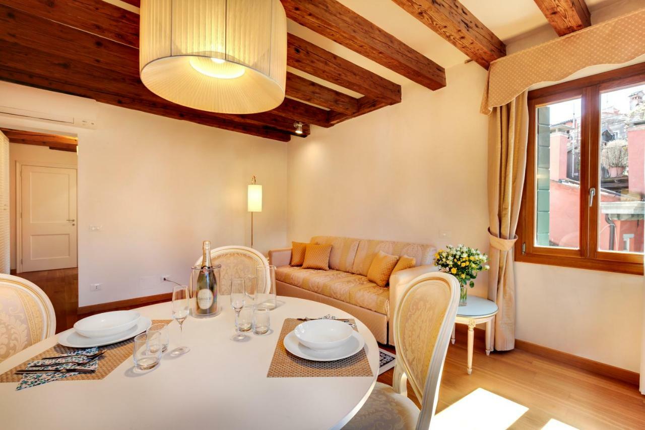 Nikki House Lägenhet Venedig Exteriör bild