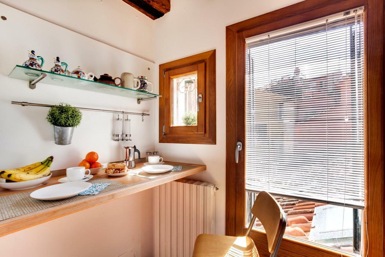 Nikki House Lägenhet Venedig Exteriör bild