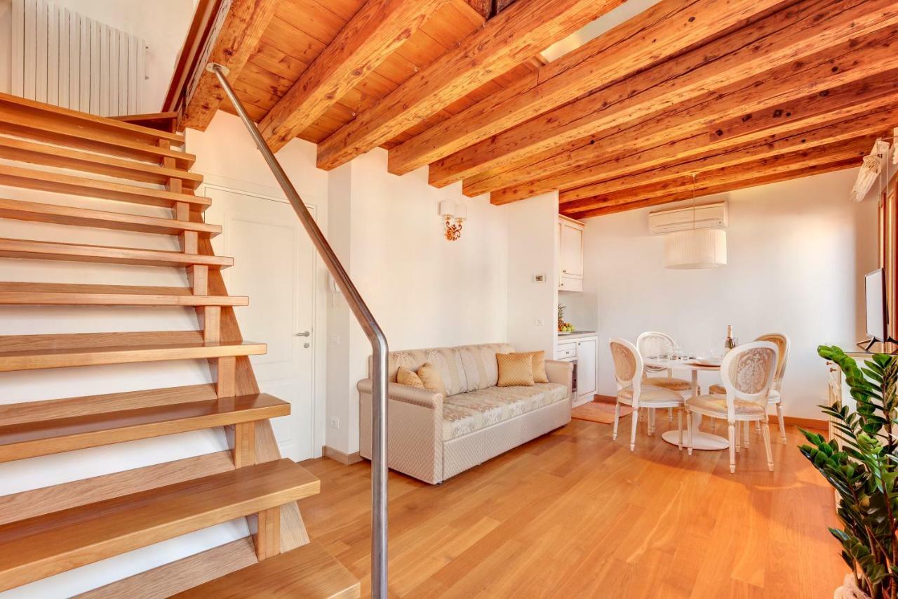 Nikki House Lägenhet Venedig Exteriör bild