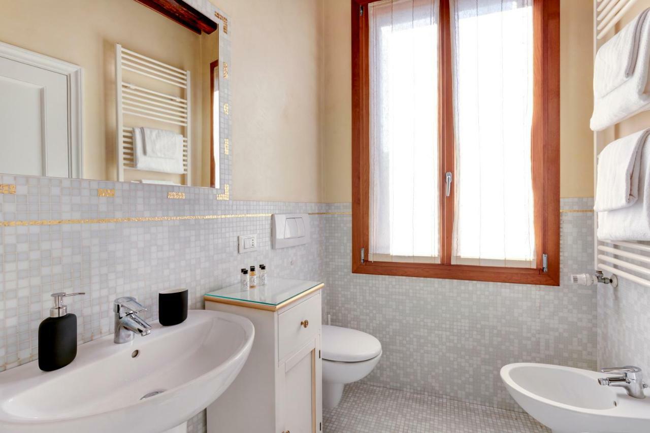 Nikki House Lägenhet Venedig Exteriör bild