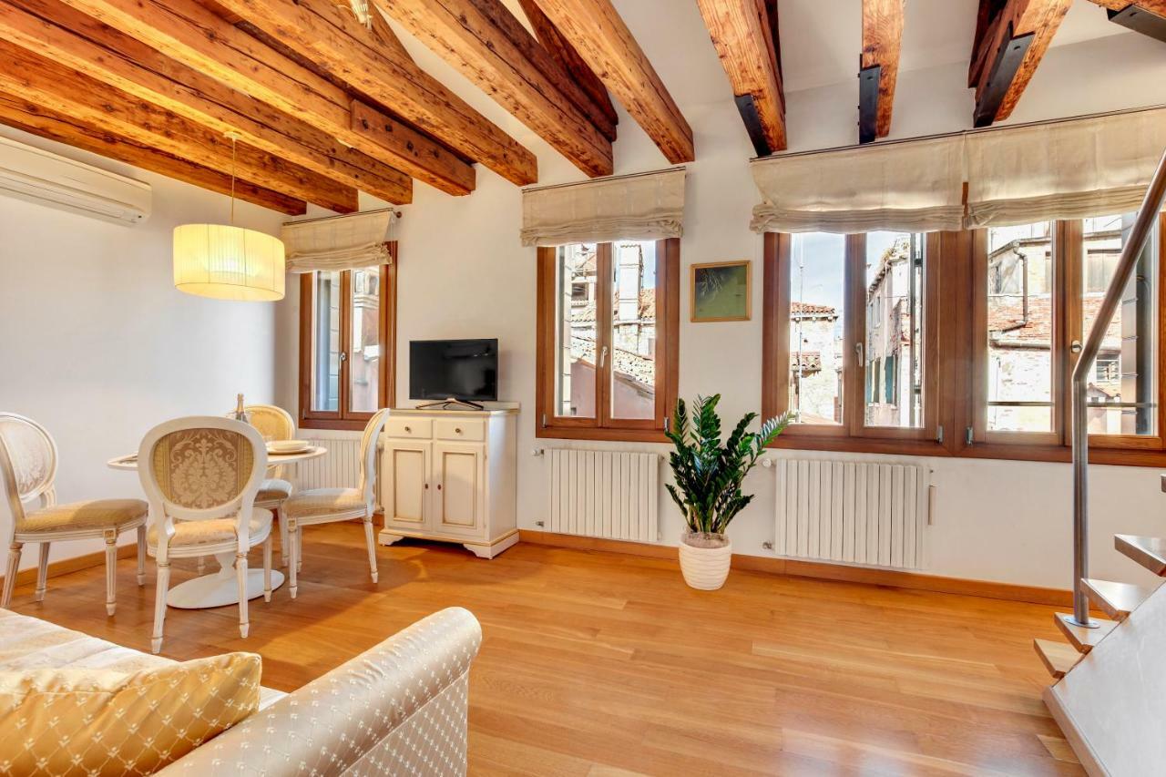 Nikki House Lägenhet Venedig Exteriör bild