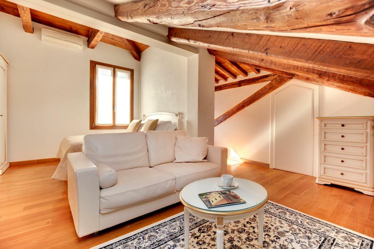 Nikki House Lägenhet Venedig Exteriör bild
