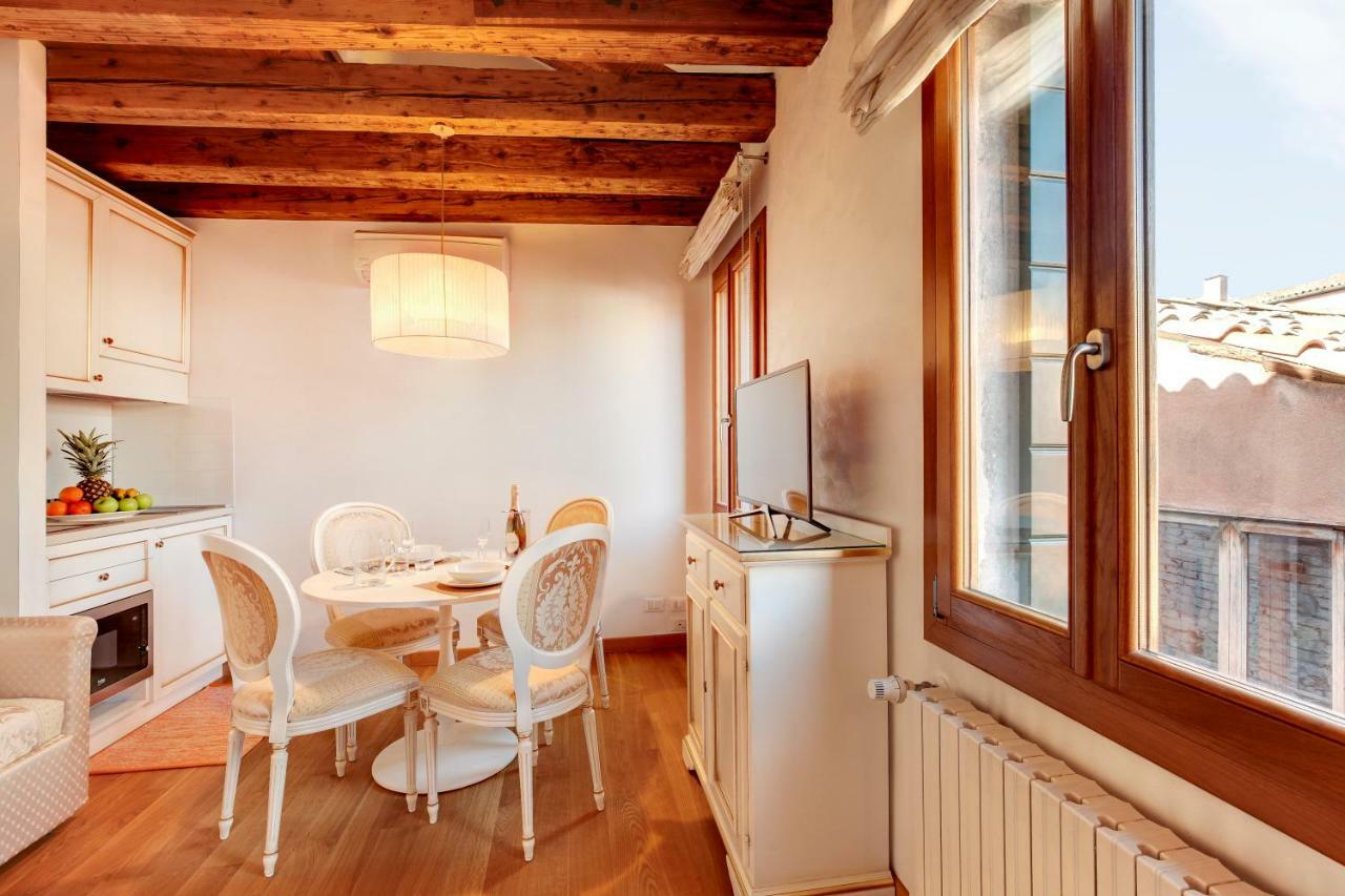 Nikki House Lägenhet Venedig Exteriör bild